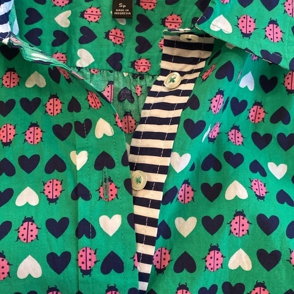 Talbots Hearts & Ladybug Button Down Cotton Shirt Green Pink Navy White Sz SP - Picture 8 of 10